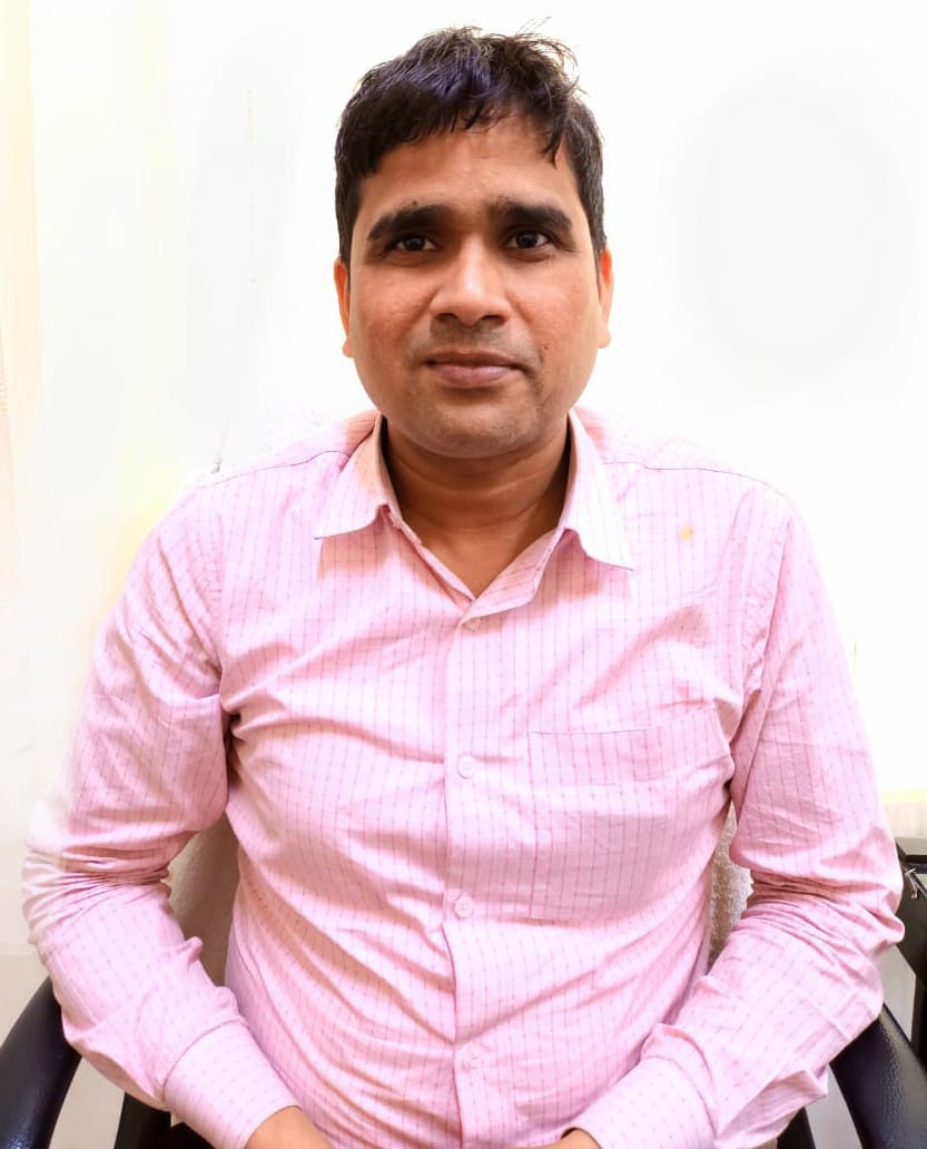 Mr. krishna Murari Yadav
