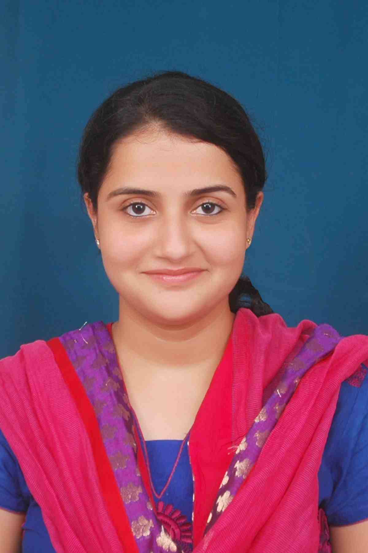 Dr. Silky Mukherjeea